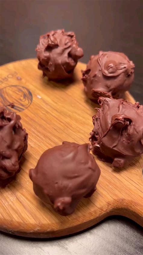 КОКОСОВЫЕ конфеты/приглашаем в нашу кулинарную школу по ссылке в шапке ...