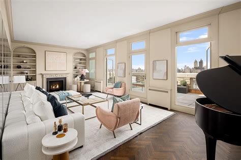 Paul Newman and Joanne Woodward’s New York penthouse listed for US$9.95
