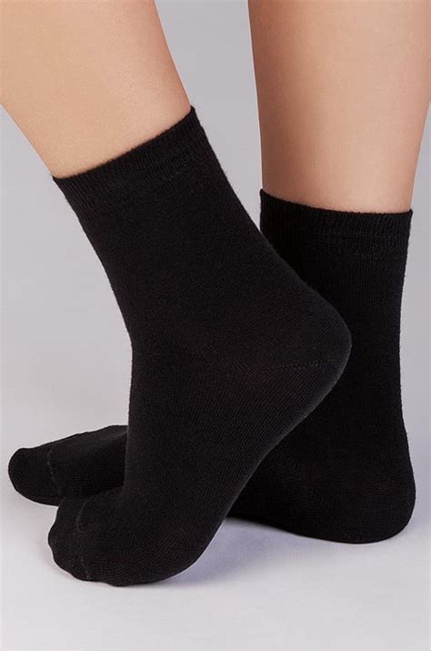 Женские носки Incanto 6680274 черный купить оптом в HappyWear.ru