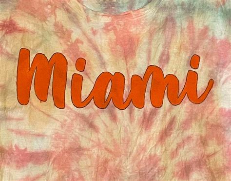 COLLEGE TAILGATE - University of Miami (umiami) Orange and Green Hand