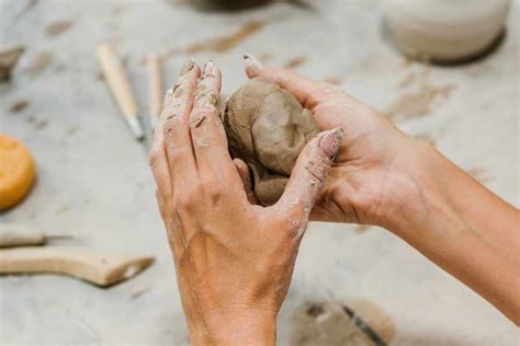 unleash   artist create   posable mini figure