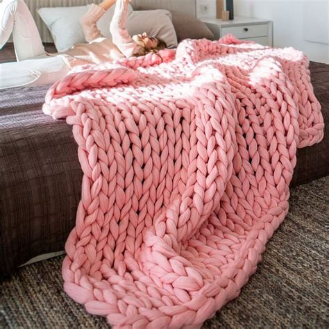 47"x39.4"/47"x59"/39.4"x31.5" Warm Hand Chunky Knit Blanket Thick Yarn ...