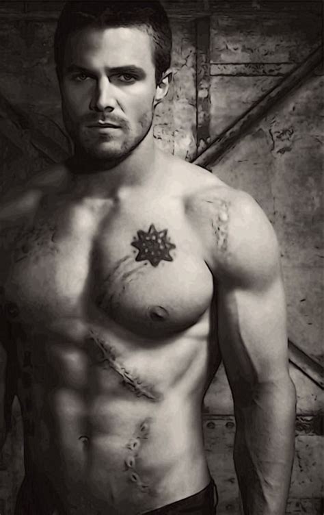 stephen amell  classic  black  white images  pinterest
