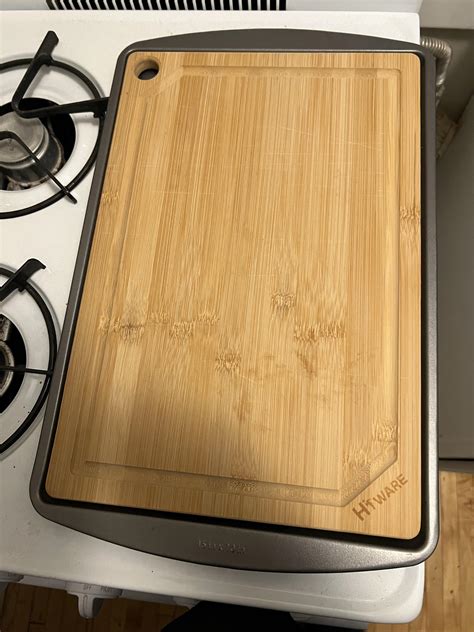 My cutting board fits perfectly in my oven tray! : r/Perfectfit