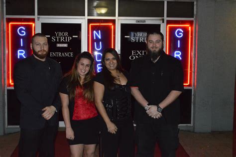 NightMoves Online | Sneak Peaks – Tom Peak visits Scartlett’s @ Ybor Strip