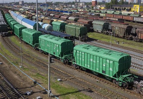 Економія парку вагонів до 30% : В УЗ розповіли як будуть покращувати ...