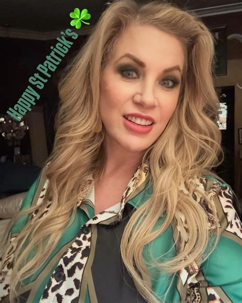 Holly Heart (@iamcomingundone) • Instagram photos and videos