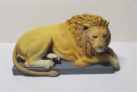 Лев