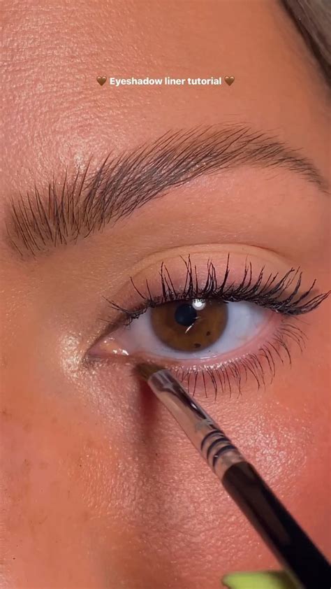 +10 Iconic Eyeliner Makeup Looks | Makeup eyeliner, Makeup tutorial ...