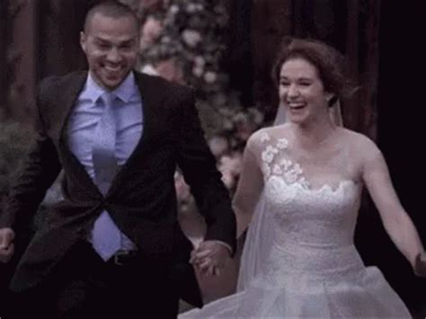 Wedding Bridesmaids GIF - Wedding Bridesmaids - Discover & Share GIFs