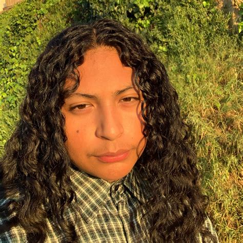 Arianna Perez's Instagram, Twitter & Facebook on IDCrawl