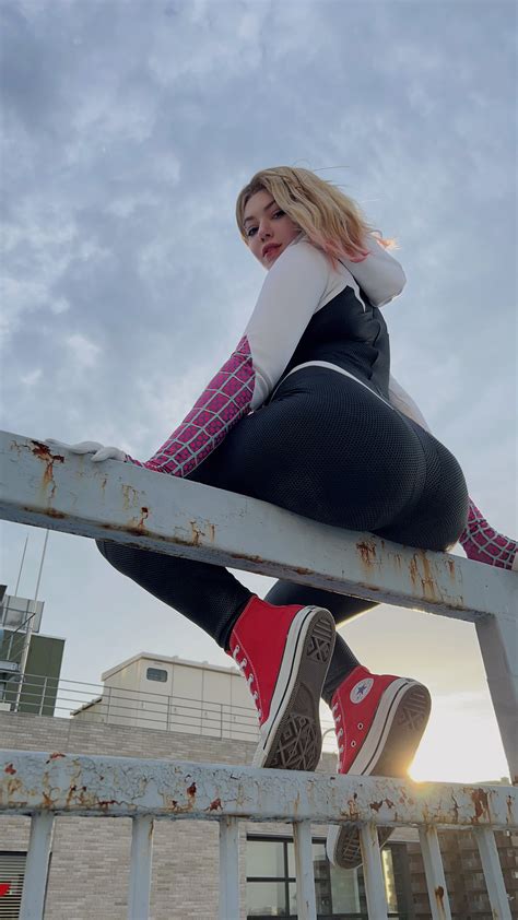 Gwen is waiting for you on the roof! cosplay by Alina Becker : r/MarvelNSFW