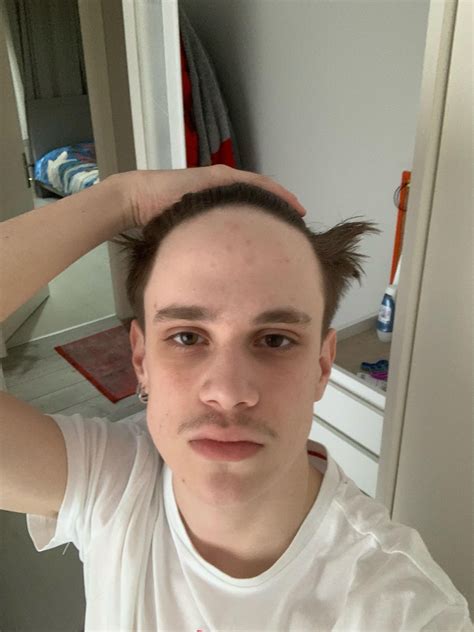 The hair style try on feature that prevents bad cuts 18