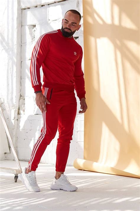 Спортивный мужской костюм Adidas красный с лампасами, Комплект мужской ...