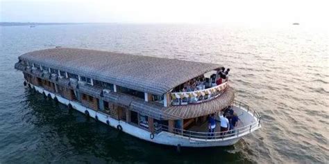 Eight Bedroom Luxury Houseboat At Alleppey at Rs 6000/person in ...