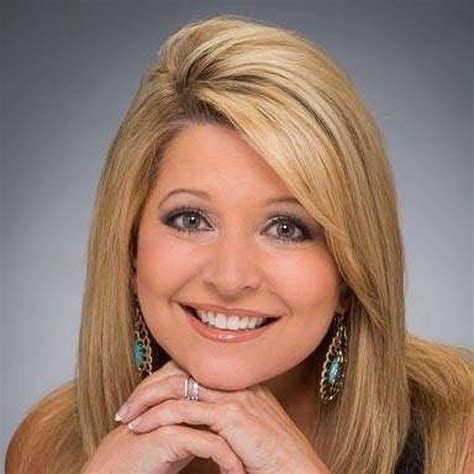 Current and former San Antonio TV news anchors come clean: No makeup!