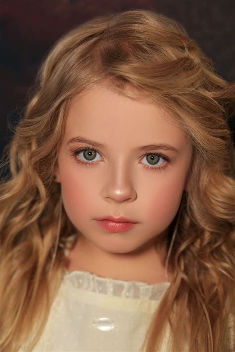 Emilia Poliakova в 2023 г | Картинки