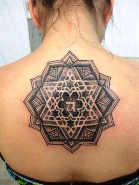Geometric Tattoo Back Ideas - Flawssy