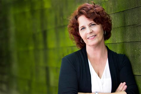 Location Headshots with Lynne - Carole B Eves