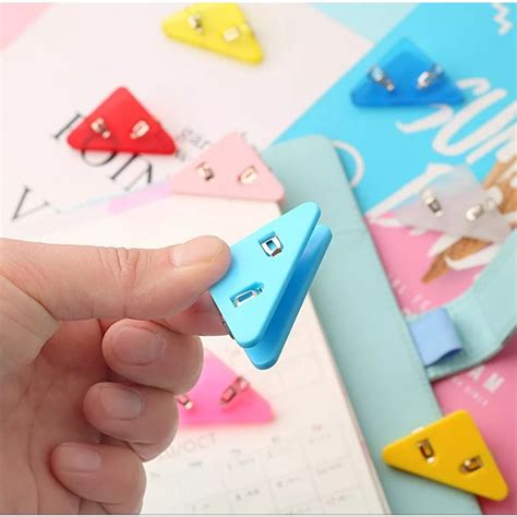 Jual Klip Organizer Kertas Corner Clamp Buku Catatan Segitiga Klip ...