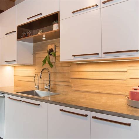 27+ Wood Backsplash Ideas That Make a Splash in 2025 | Houszed