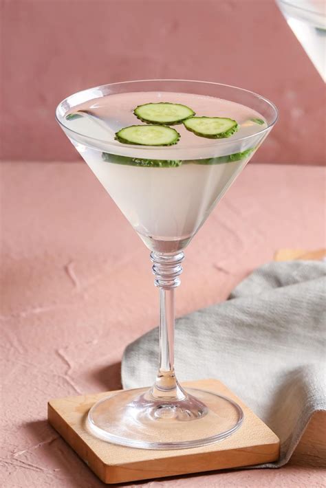 Best Refreshing Cucumber Vodka Cocktails - A Spectacled Owl