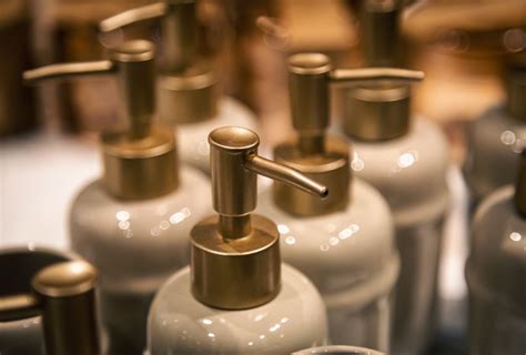 RAPEX: из продажи отозваны потенциально опасные для здоровья шампуни ...