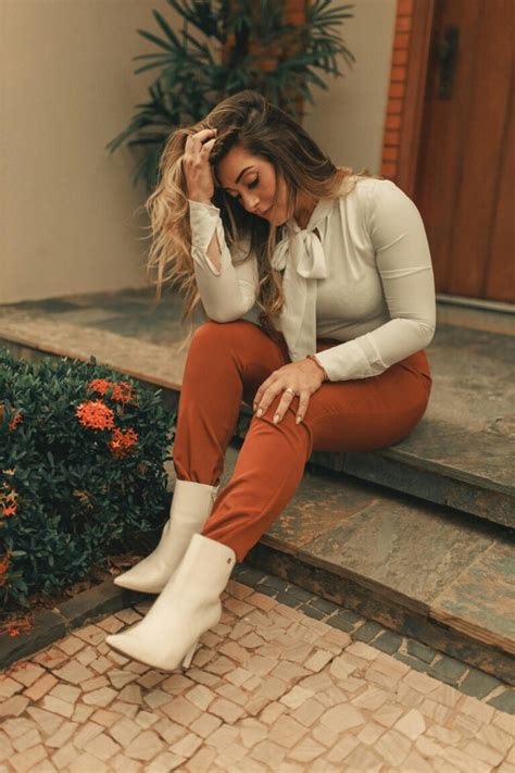 36+ Trendy Thanksgiving Outfits That Will Impress Your Guests