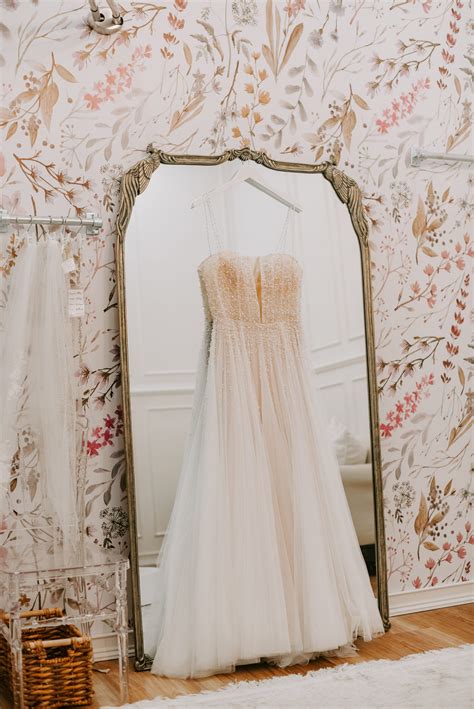 Check Out Lavender Park Bridal's New Location - Nashville Bride Guide