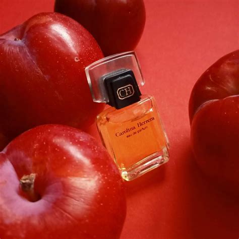 Carolina Herrera by Carolina Herrera Carolina Herrera аромат — аромат ...