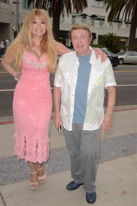 Laurene Landon's feet