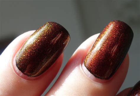 lacquer slacker liz tonic polish uniporn  cirque memento mori