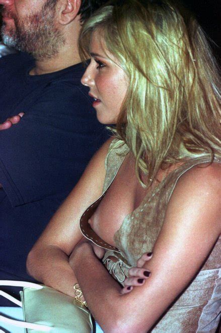 Explicit Marie Wardrobe Malfunction by Lvl3toaster Full Scene