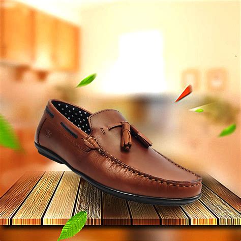 Welcome to TSF Shoes : Genuine Leather Footwear Manufacturer in India
