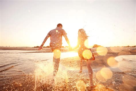 35 Engaging Couples Therapy Activities for a Stronger Connection
