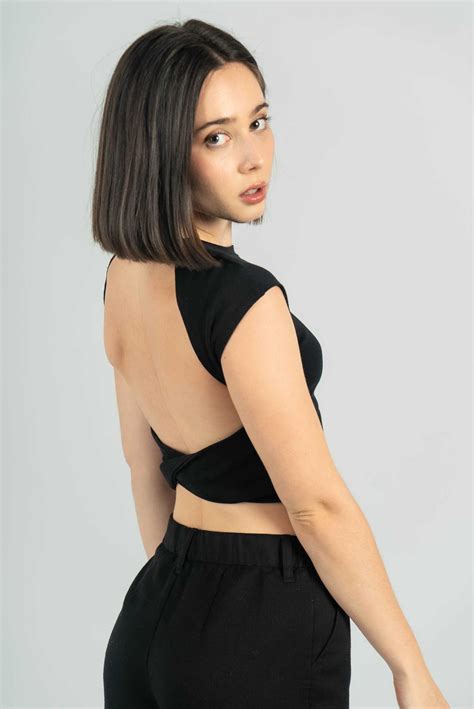 Nora Hernández - STA Talent Agency