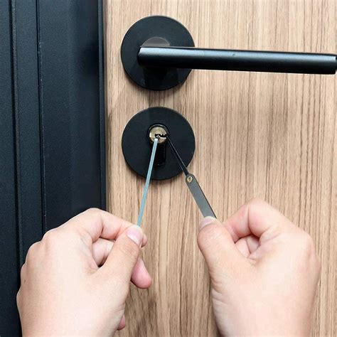 How To Pick A Interior Door Handle Lock at Qiana Flowers blog