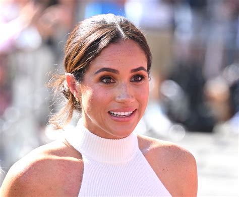 Meghan's Mole: The Twitter Scandal You NEED To See Image 16