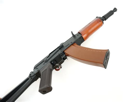 Страйкбольный автомат Cyma АКС-74У, деревянное цевье (CM.035A ...