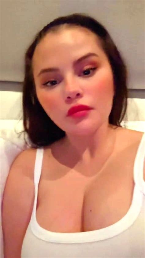 selena gomez tits  drunkenstepfathercom