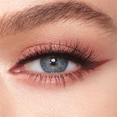eyeliner styles   occasion charlotte tilbury