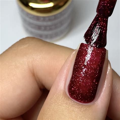 DC Mermaid – #229 Claret – DND Gel USA