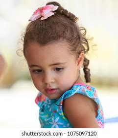 girl carries  images stock   objects