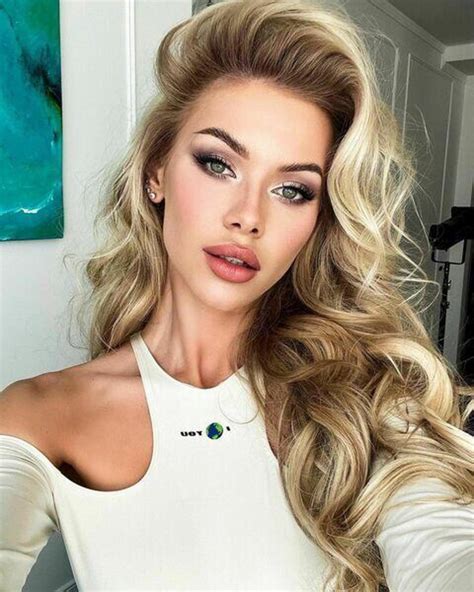Ok, ma chi è Viktoria Apanasenko, l’ucraina candidata a Miss Universo e