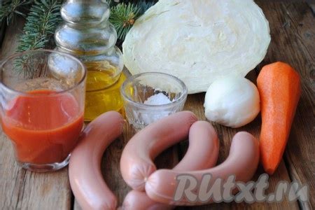 Капуста, тушеная с сосисками на сковороде: 9 фото в рецепте