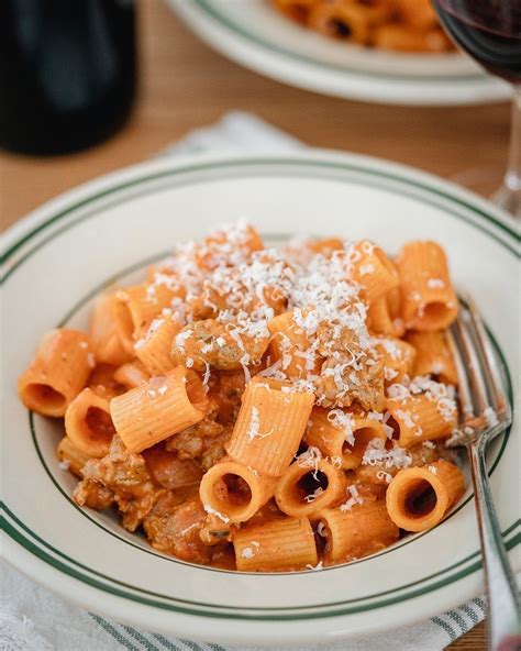 Rigatoni Alla Zozzona Recipe - Banana-breads.com
