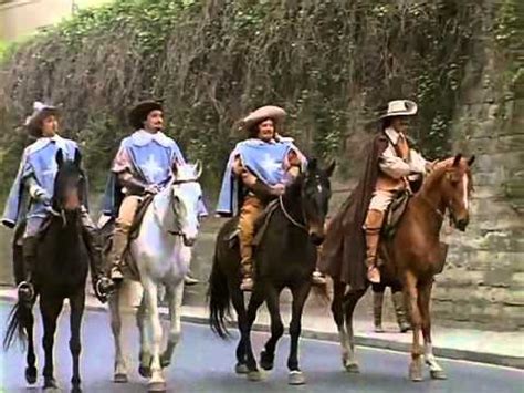 Песня Мушкетеров Пора-порадуемся... - Song of Three Musketeers 1978 ...