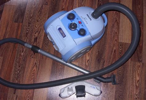 Philips FC 9071 Vacuum Cleaner Overview: Features, Features ...