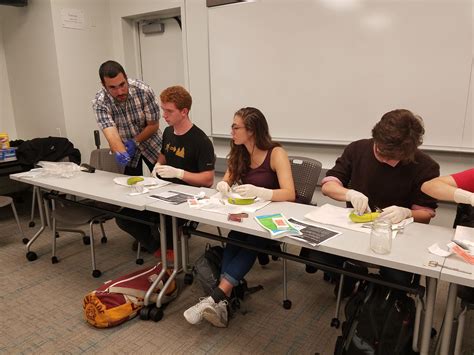 Tufts Pre-Veterinary Society