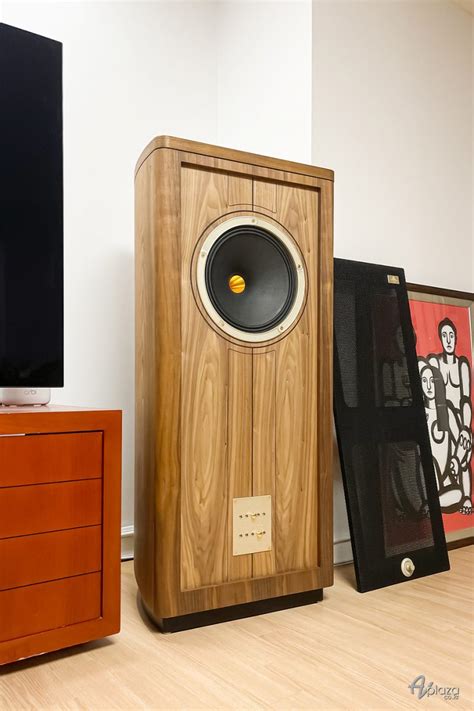 탄노이(Tannoy) GRF GR과 마크레빈슨 No.5805를 매칭한 하이파이 시스템 – AV 플라자